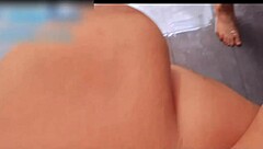 hermanastra pilla a su hermano masturbandoce mientras se baña necesitas ayuda