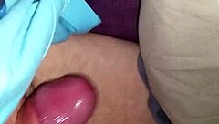 The story of my wife giving a handjob to her husband