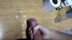 skinny young amateurs masturbate to cumshots compilation