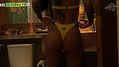 Brazilian Lesbians Masturbate Naked in Paradise Locations of California