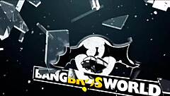 Mia Khalifa returns for intense pussy stretching