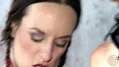 Gundula Finds Her Popeye for Liquid Spinach Facial