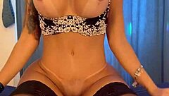 Driving my man wild before swallowing him whole!