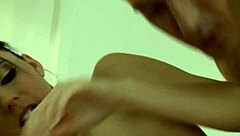 सिराएल रफ प्ले चाहती है पब्लिक ब्लोजॉब और मुँह में कम एक्शन के साथ