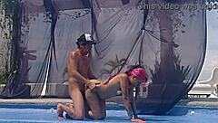 esto pasa cuando tu prima no lleva traje de baño en la alberca