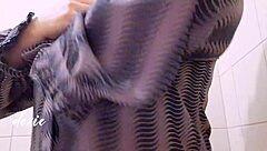 Pinay chubby babe plays with big natural tits during office break