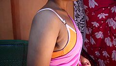 Indian bhabhi blowjob boyfriend in saree