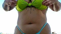 I'm so wet today, dick just slides right in 😏