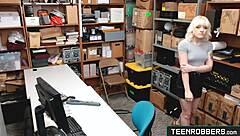 licking thiefs pussy at office pov