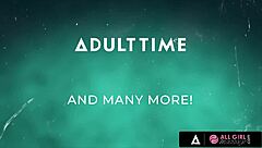 sexy girl tries vr massage