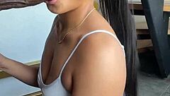 She satisfies her eating bbc with her stepbrothers -amateur couple- nysdel