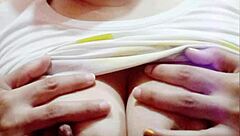 Aurora estelar bathing solo as mature milf housewife