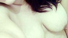 Aurora estelar bathing solo as mature milf housewife