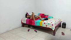 That cuckold watches while I shake my ass