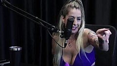 clients return for julia fontanelli's blowjob from bank robber