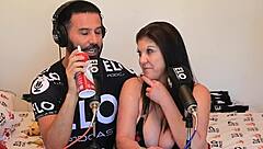 Coralyn Jewel Shows Big Ass In Spicy Las Vegas Room For Oral