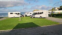 Kiwi MILF pisses outdoors at campground.