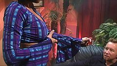 you need to fill her mouth immediately