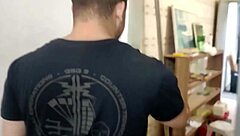 casa nova trollando minha namorada jogando barata nela