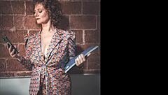 Hey, wanna see Merce Palau bang Cris Angelo in office?