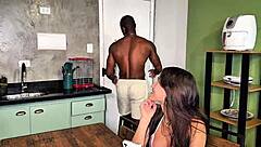 esposa dar amiga para marido que ganha cuzinho no final