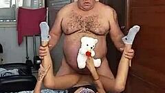 Young girl desires an old man for passionate encounter with muscular bodybuilder