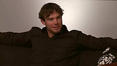 i feel so aroused by this afternoon office porn with a hot milf and her foot fetish.