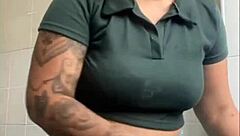 Exhibitionist Flashes Swollen Big Pussy In Public