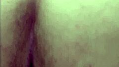 madura captada en baño público