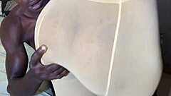 Sit your pussy on my face for rough cunilingus.