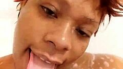 Having shower fun with BBW Danielle, so steamy and wet 😊