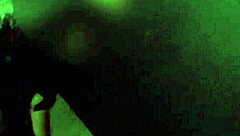 Corno Filmando A Esposa Se Divertindo No Glory Hole Da Casa De Swing