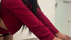 Le Rompo El Coño A Mi Suegra Cuando La Atrapo Meando En El Baño