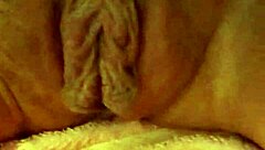 Does this mature babe love her talcum powder fetish?