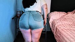 pov thick girl twerks in bedroom, then lets you doggystyle her pussy