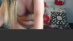 Horny Babe Shows Big Ass and Tits on Webcam!