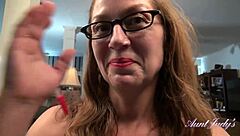 Auntjudys - 43yo Hairy Pussy MILF Isabella as New Secretary