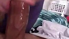 White girl sucking that big Indian cock 😍