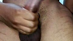 Muscular Bodybuilder Amateur Cums To Relax In Homemade Video