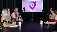 ficou mais safada e atrevida a casa de swing respeita mais fez suruba foi machucada em uma grava��o e a fam�lia - charllottye sheer red