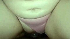 Chupando las tetas spanking de la mama de mi novia y corriendome en su boca