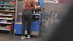 blonde milf nice ass in spandex