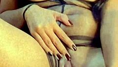 Rosa Vermelha squirts on huge cock