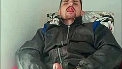 Saymon fucks the tasty brunette sweetly while showing off in the strip club.