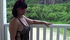 went to visit friend, ended up flashing pussy and getting anal