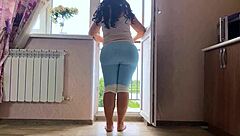 Mature milf holds big ass for taboo anal fucking