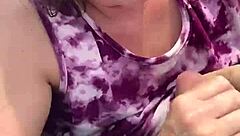 Nicebigddd sucks dick in public for cumshot