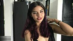 Standing job and sucking cock, latina stepsister is perfect