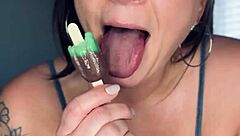 Watch this chubby milf suck and lick that popsicle deep!