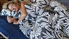 Husband surprises wife with hard dick early morning moaning loud cumshot